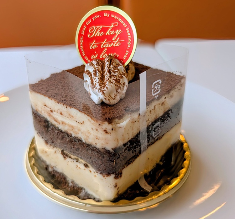 ガトーリベルテ、ティラミス